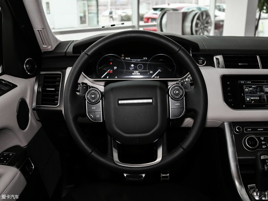 2016\(yn)(dng) 3.0 V6 SC HSE Dyn