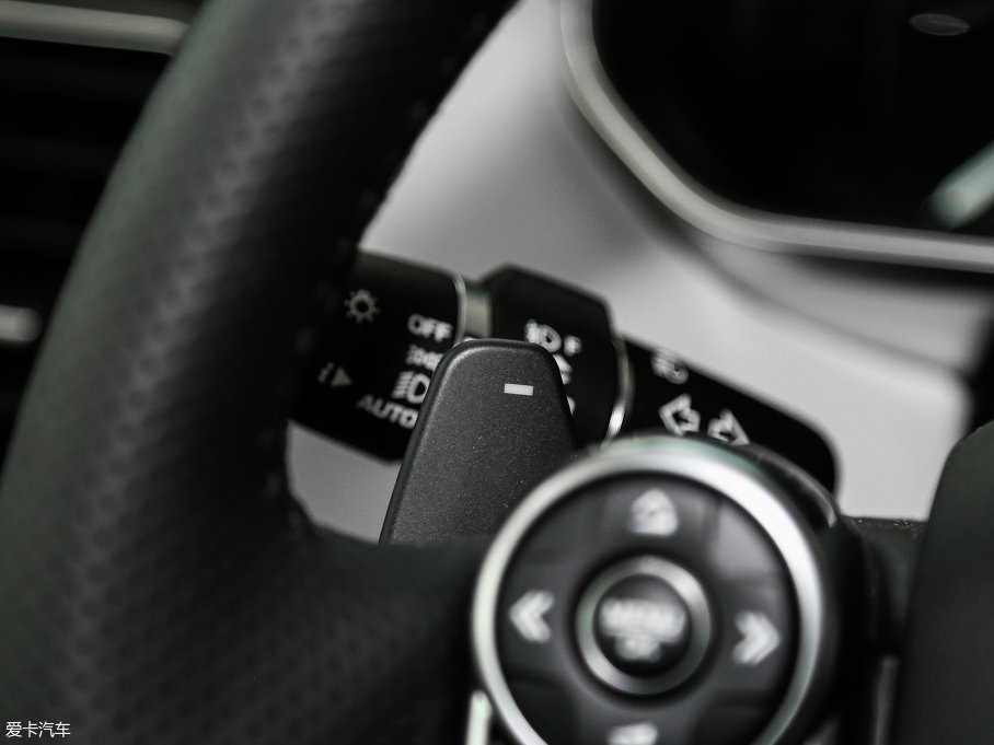 2016\ 3.0 V6 SC HSE Dyn