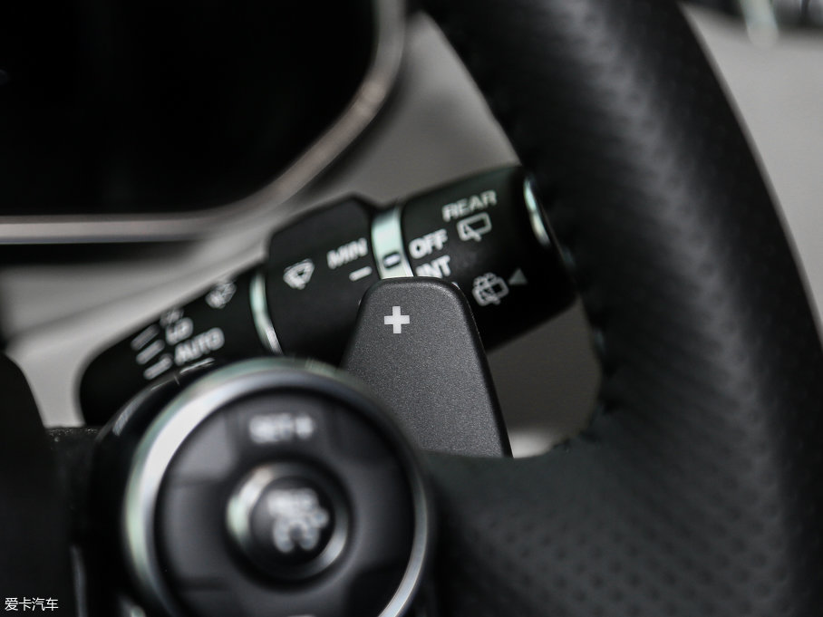 2016\ 3.0 V6 SC HSE Dyn