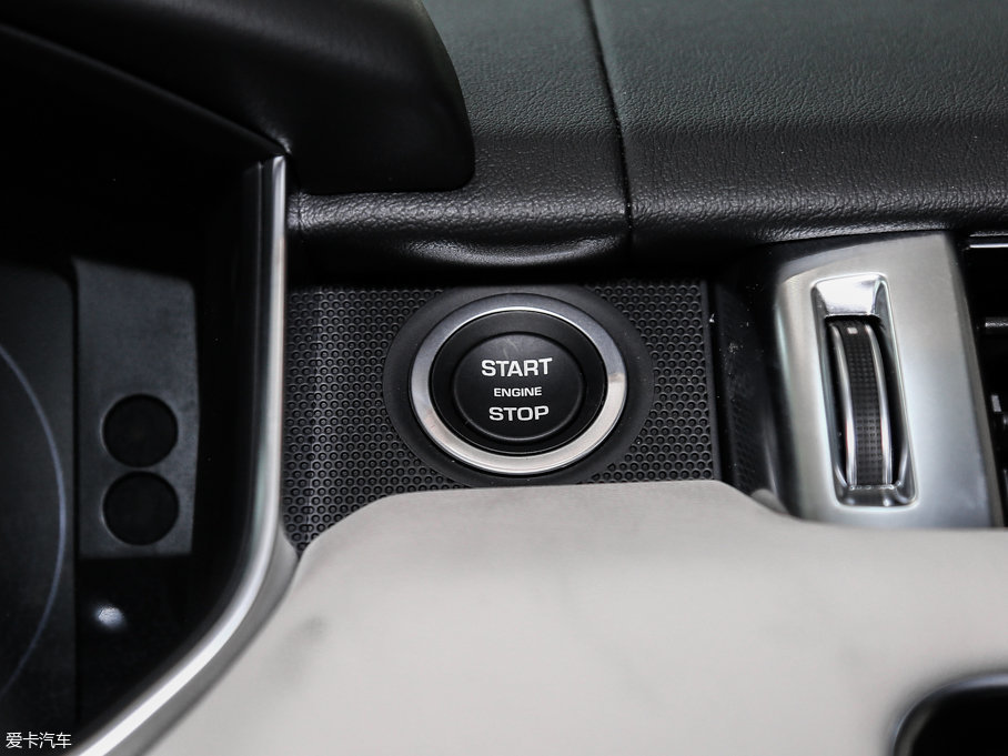 2016\(yn) 3.0 V6 SC HSE Dyn