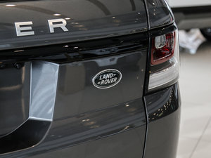 20163.0 V6 SC HSE Dyn ^