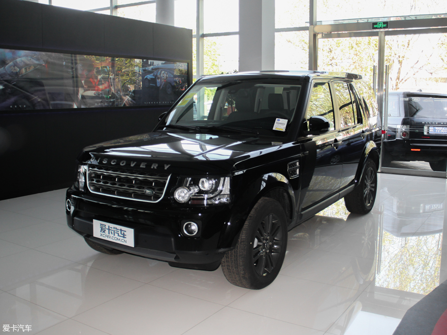 2016lF Ĵ 3.0 V6 SC ׺ڵذ SE