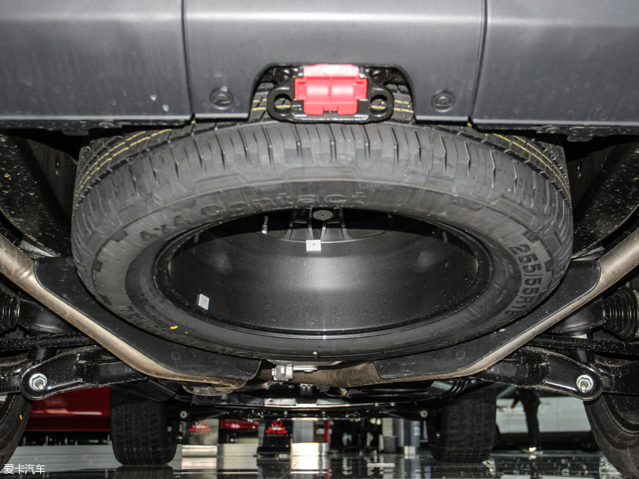 2016lF Ĵ 3.0 V6 SC ׺ڵذ SE