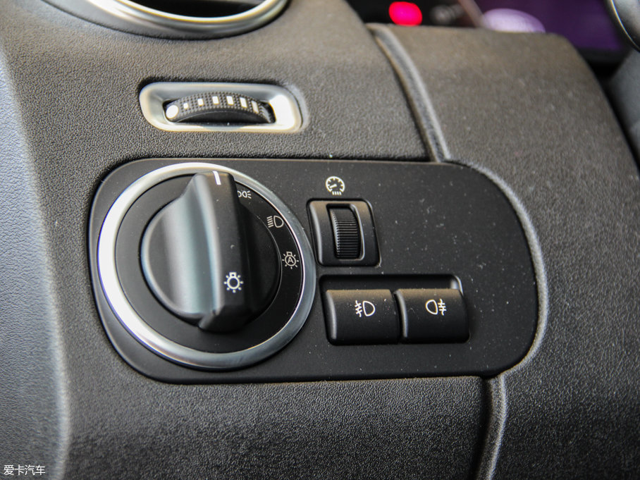 2016l(f)F(xin) Ĵ 3.0 V6 HSE