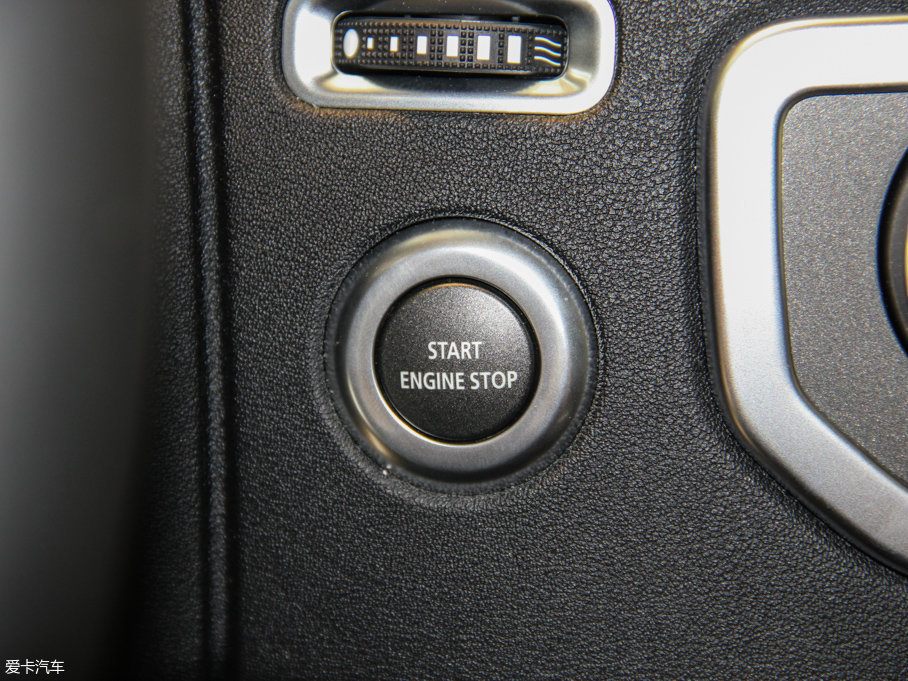 2016lF Ĵ 3.0 V6 HSE