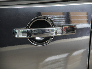 2016Ĵ 3.0 V6 HSE {T