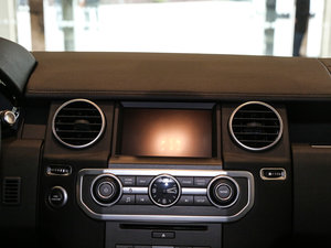 2016款第四代 3.0 V6 SC 曜黑典藏版 HSE 中控区