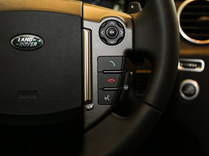 2016款第四代 3.0 V6 SC 曜黑典藏版 HSE 中控区