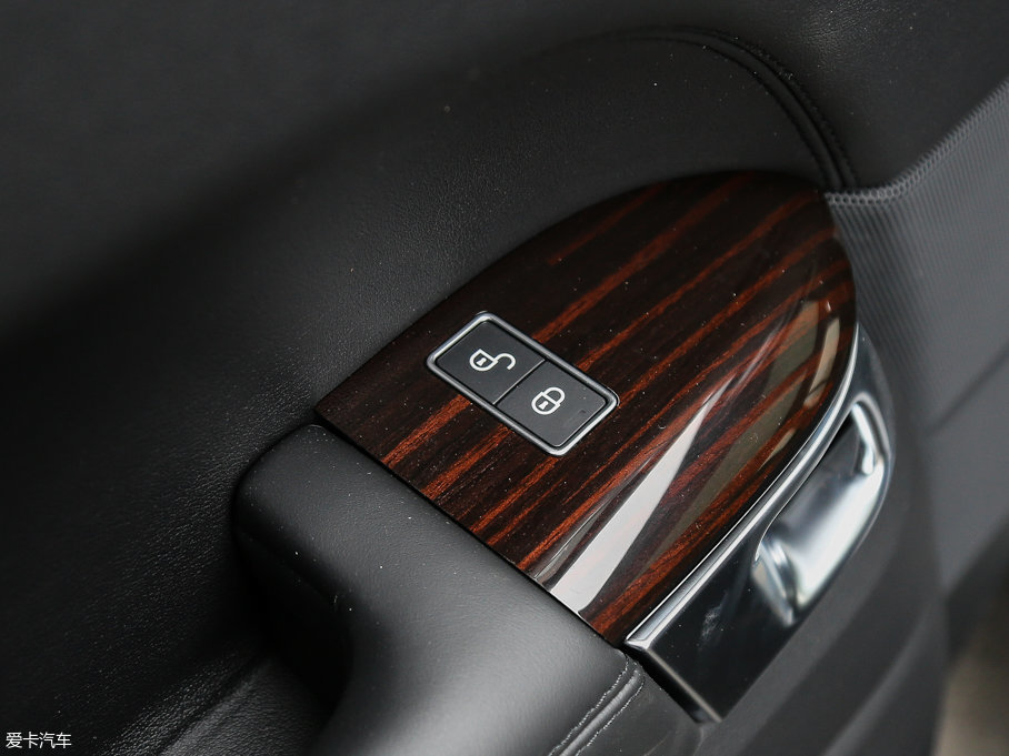 2017 3.0 V6 Vogue ˜S