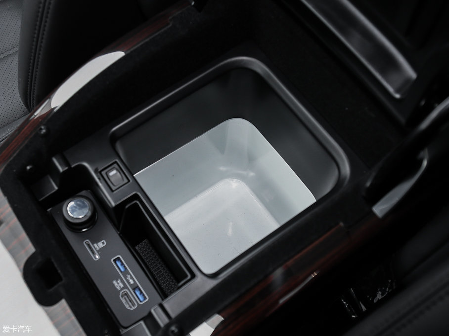 2017 3.0 V6 Vogue ˜S