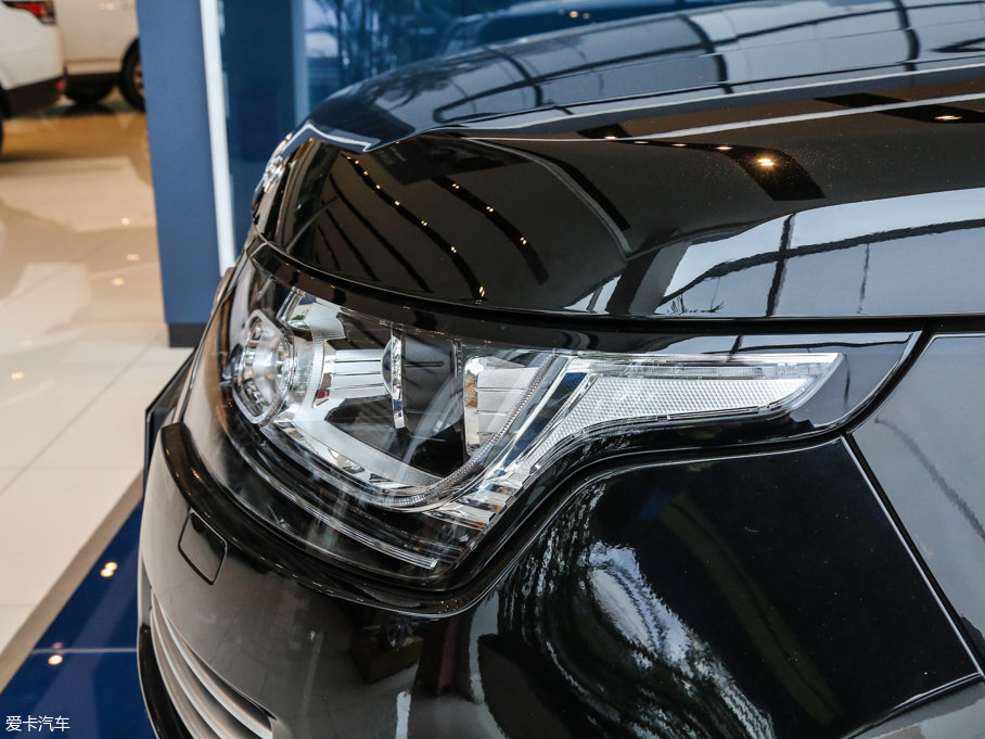 2017 3.0 V6 (chung)L