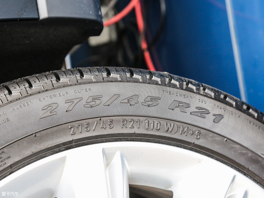 2017 3.0 V6 (chung)L