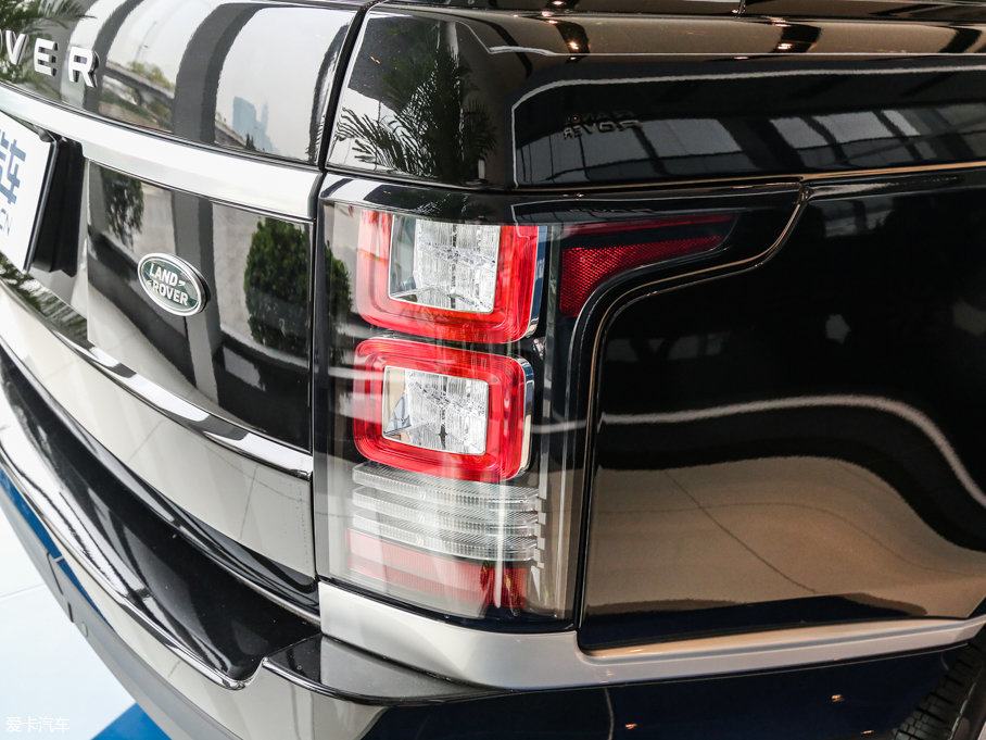 2017 3.0 V6 (chung)L