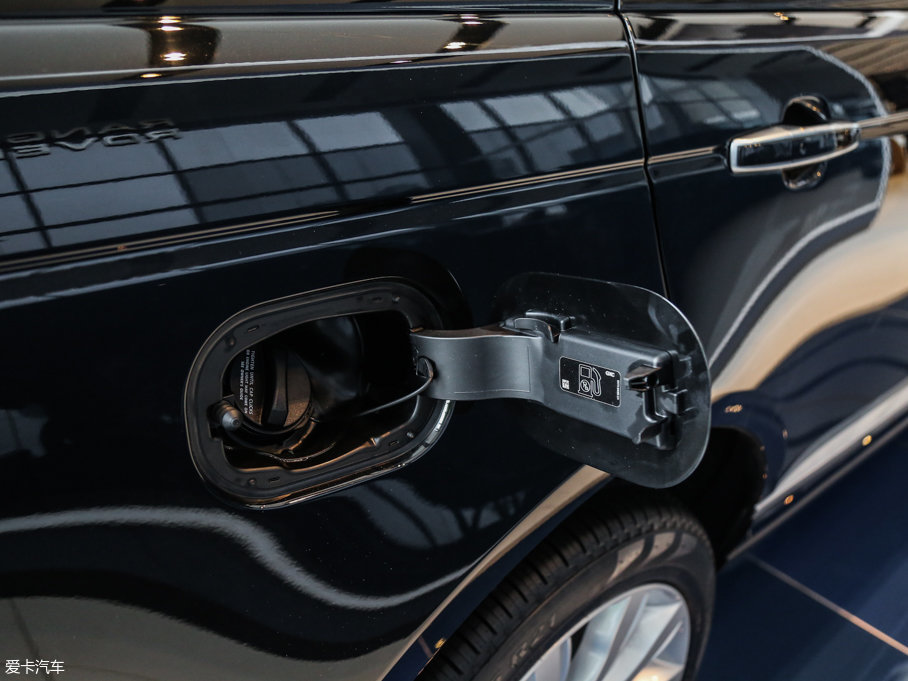 2017 3.0 V6 (chung)L