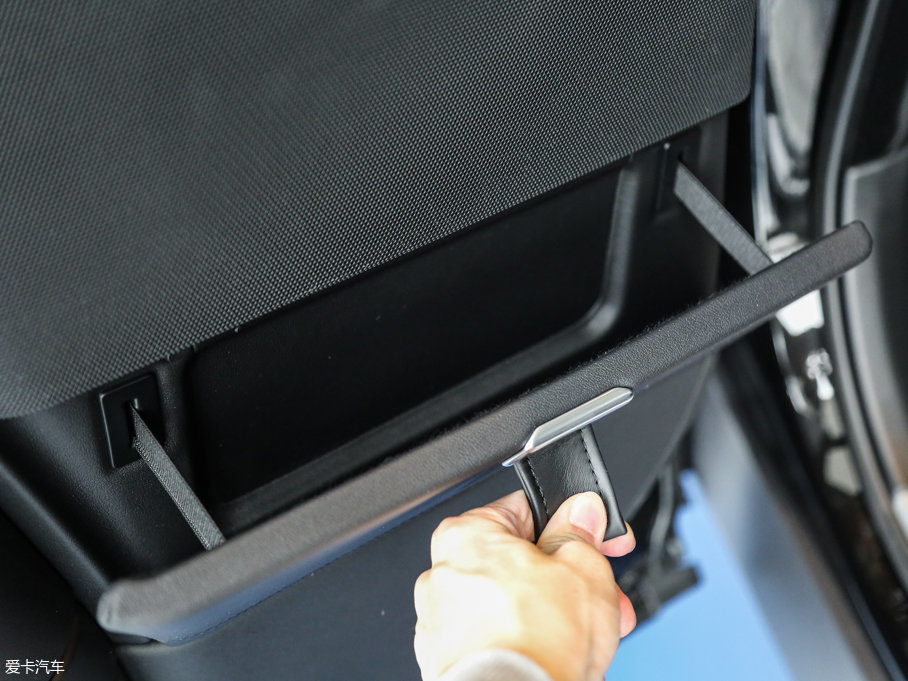 2017 3.0 V6 (chung)L(zhng)