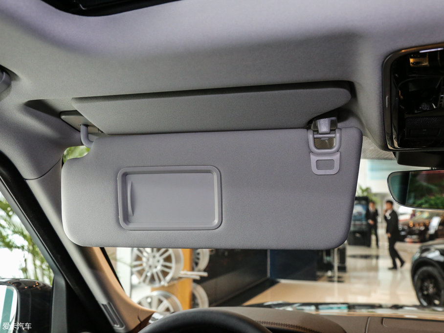 2017 3.0 V6 (chung)L(zhng)