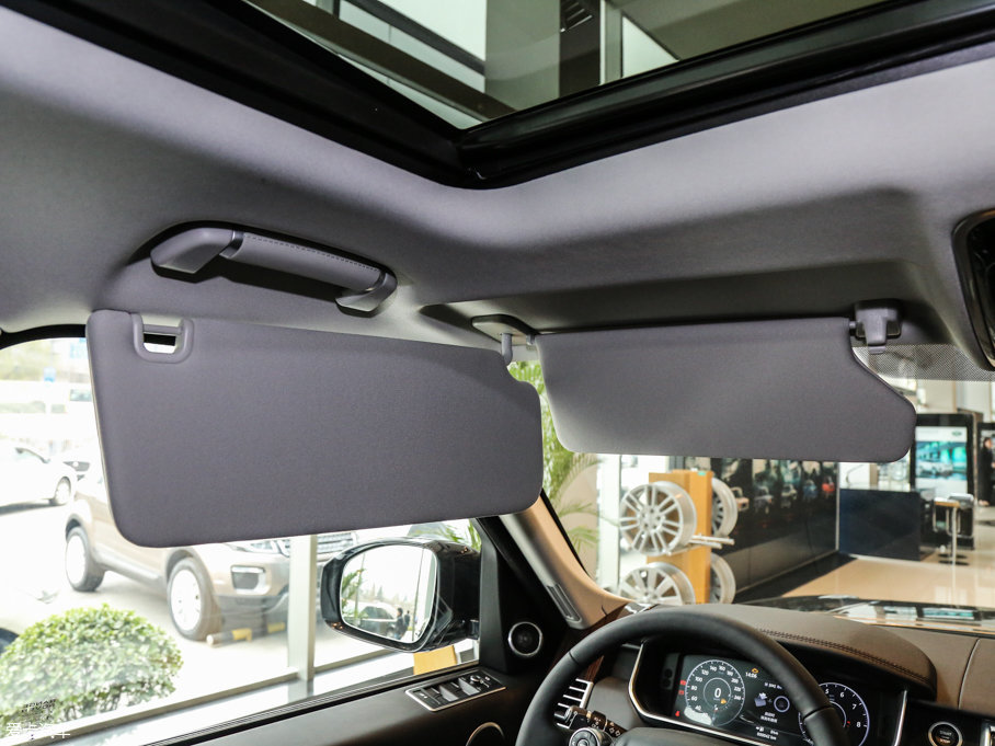 2017 3.0 V6 (chung)L