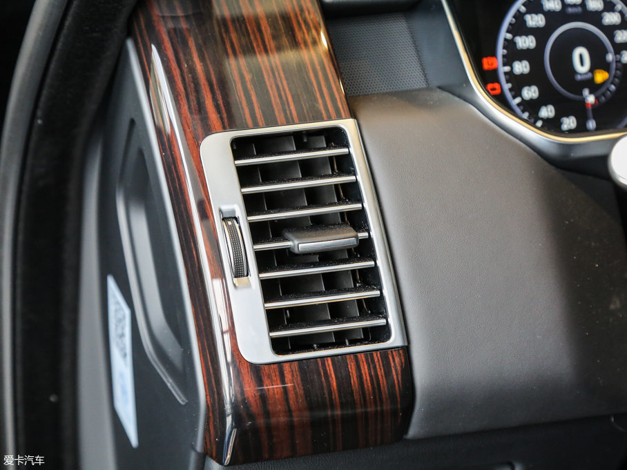 2017 3.0 V6 (chung)L