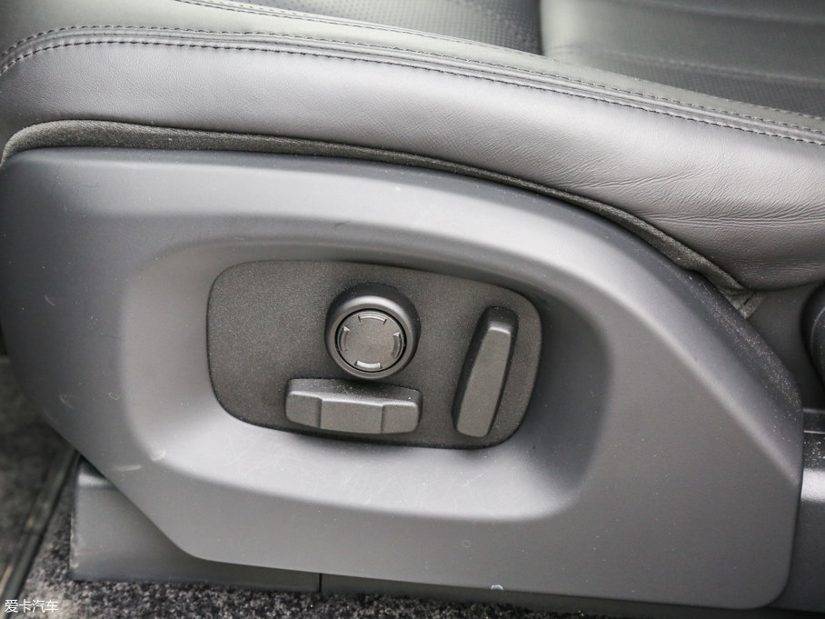 2017 3.0 V6 Vogue ˜S