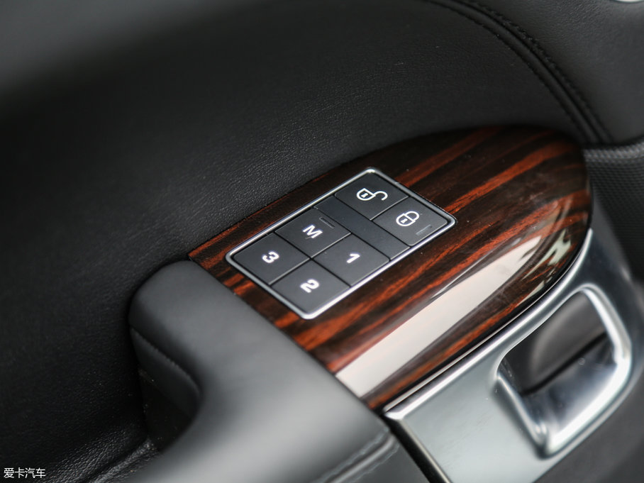 2017 3.0 V6 Vogue (bio)(zhn)S