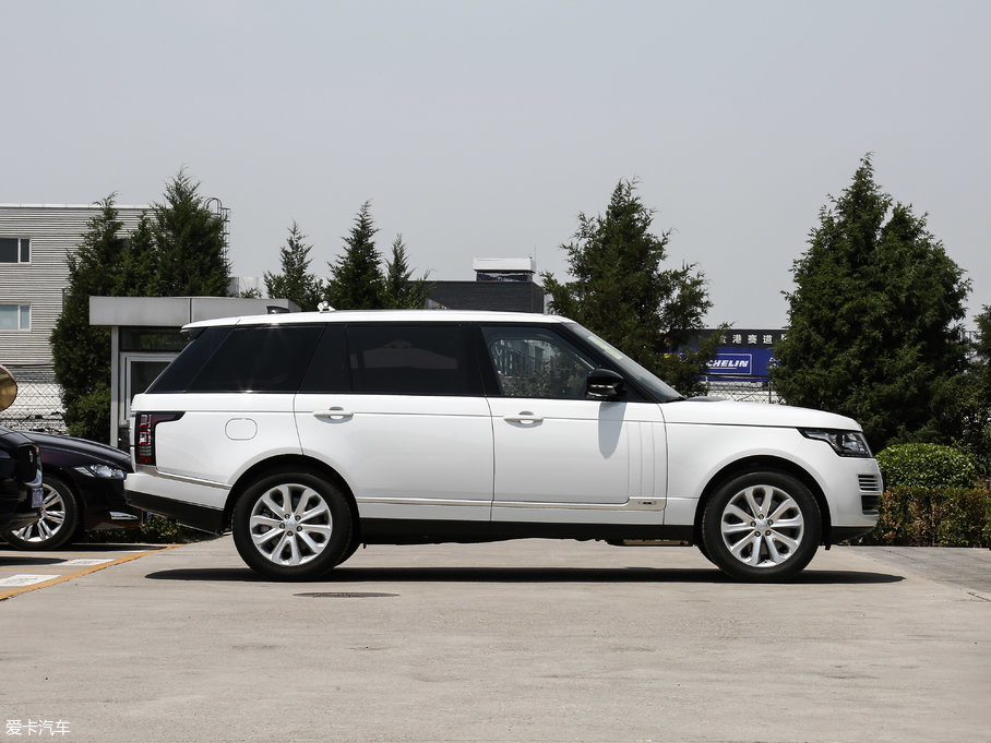 2017 3.0 V6 Vogue L