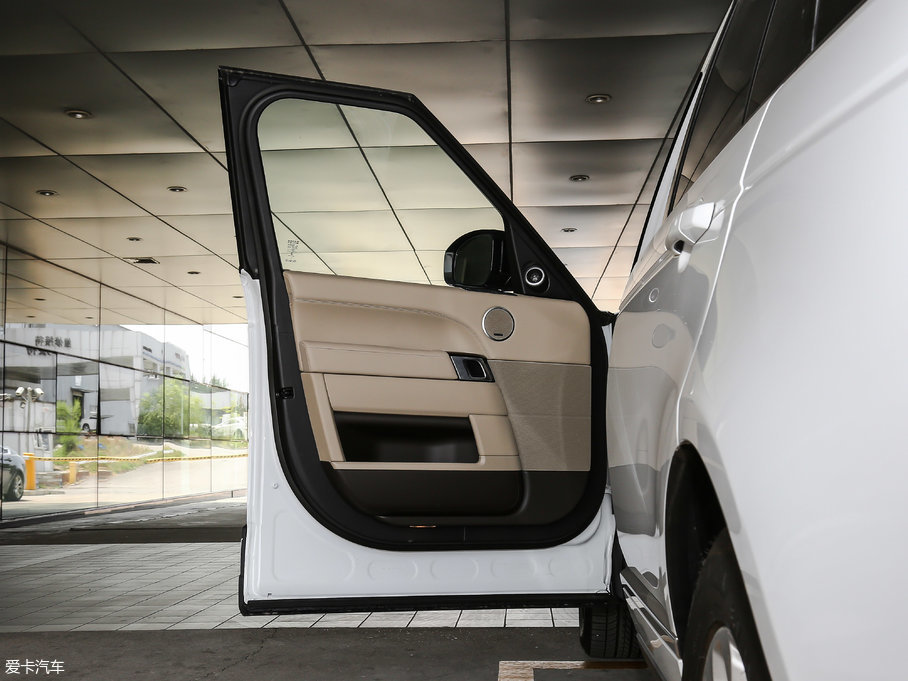 2017 3.0 V6 Vogue L