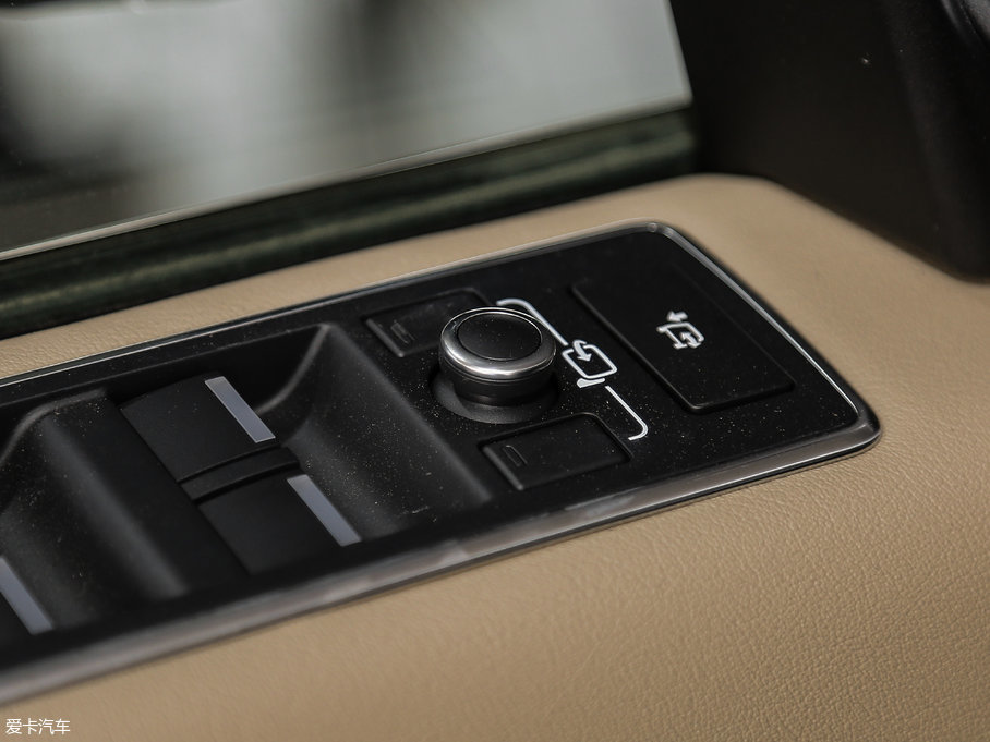 2017 3.0 V6 Vogue L