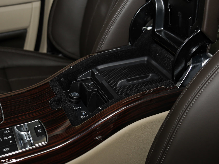 2017 3.0 V6 Vogue L