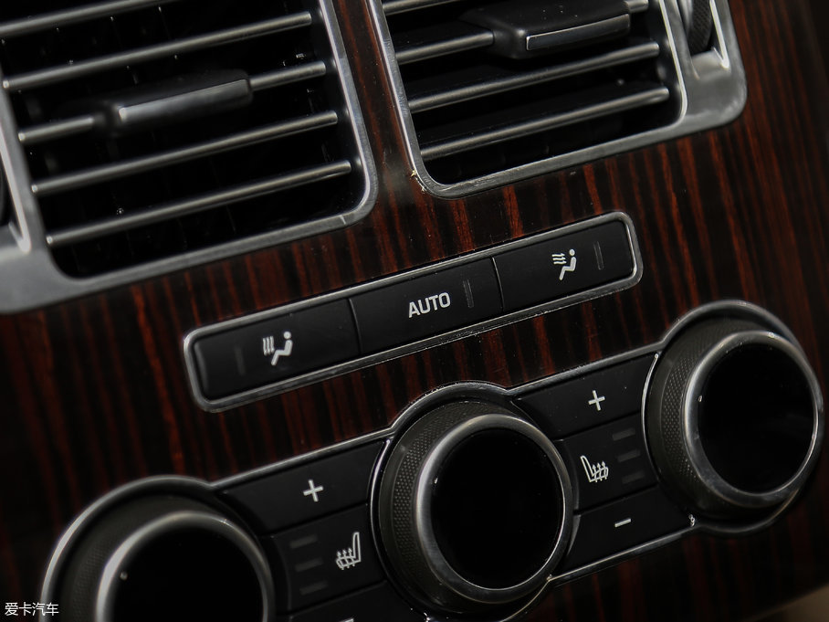 2017 3.0 V6 Vogue L(zhng)