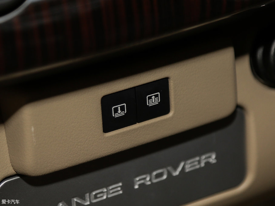 2017 3.0 V6 Vogue L