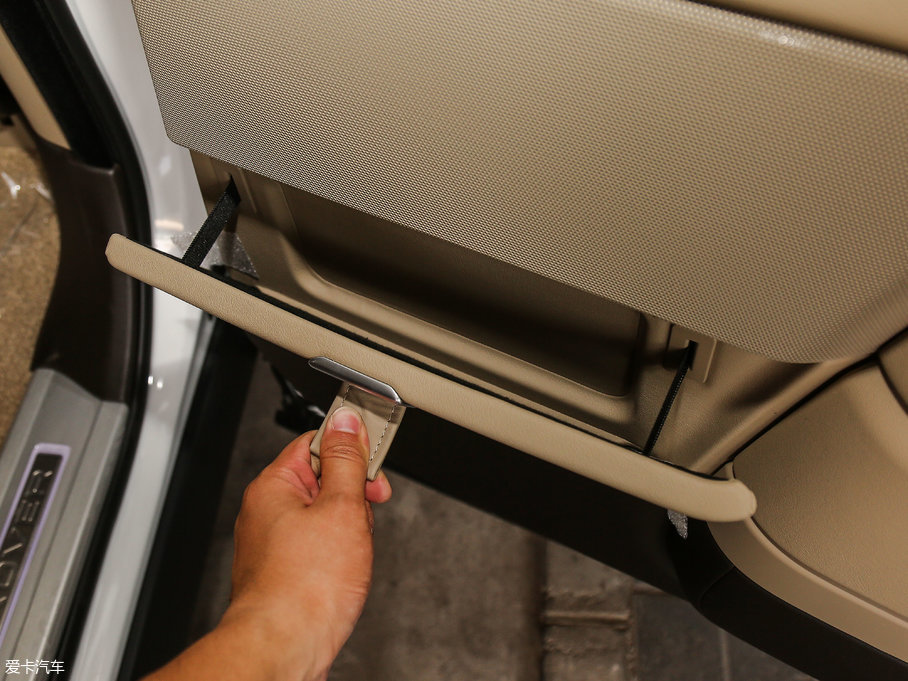 2017 3.0 V6 Vogue L