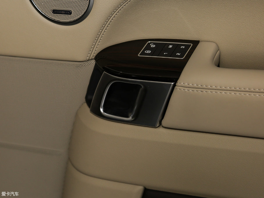 2017 3.0 V6 Vogue L