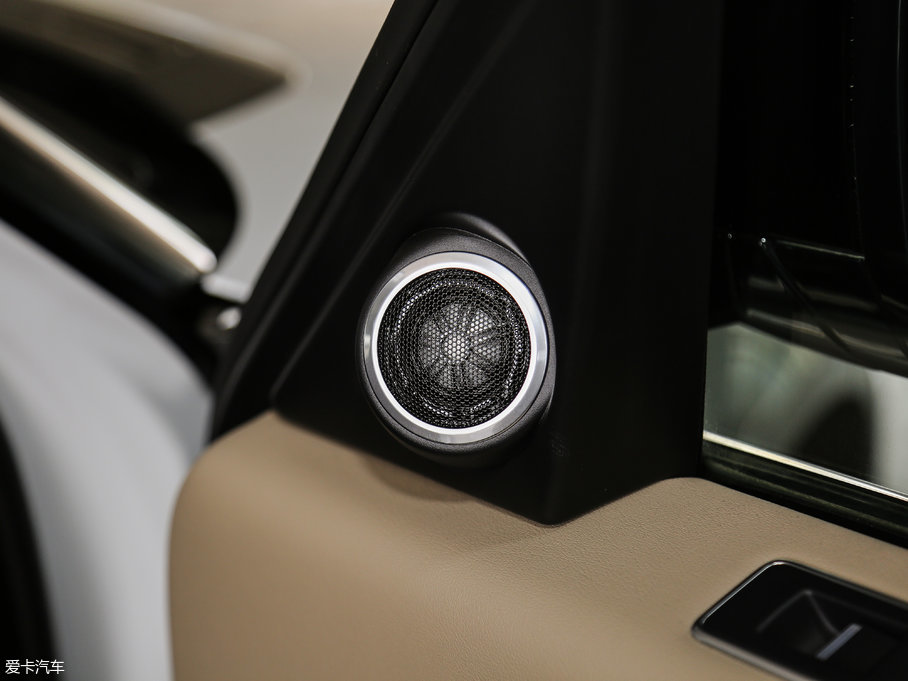 2017 3.0 V6 Vogue L