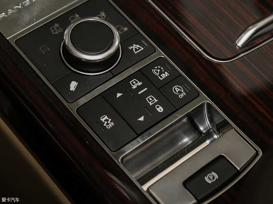 2017 3.0 V6 Vogue L