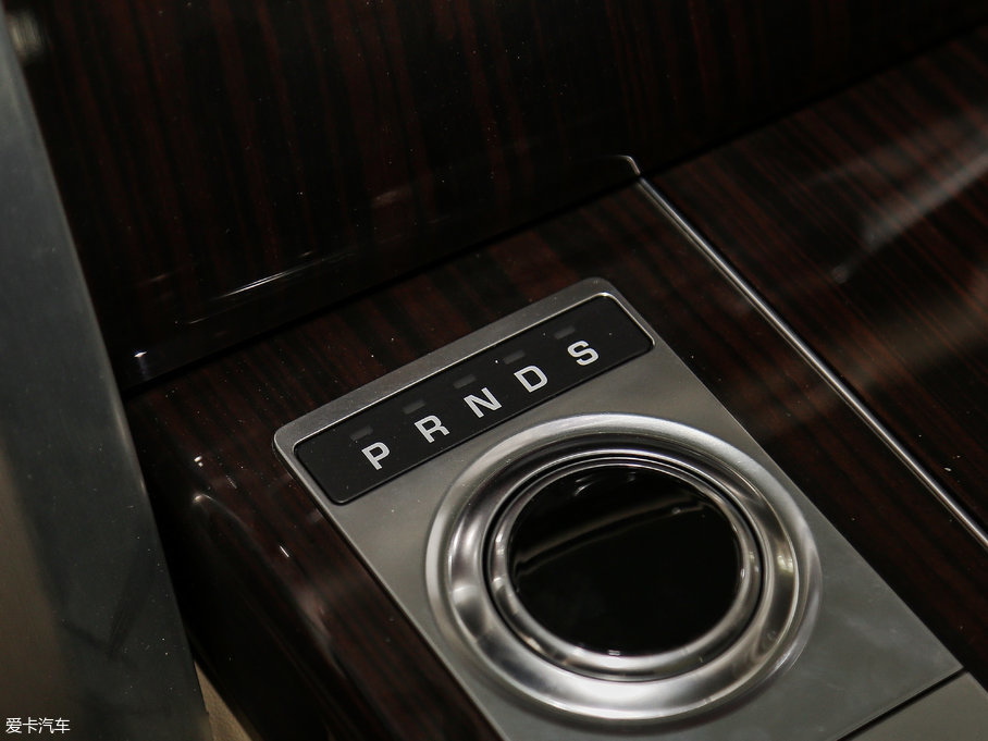 2017 3.0 V6 Vogue L