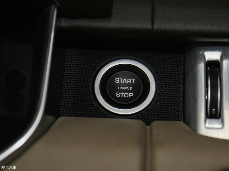 2017 3.0 V6 Vogue L