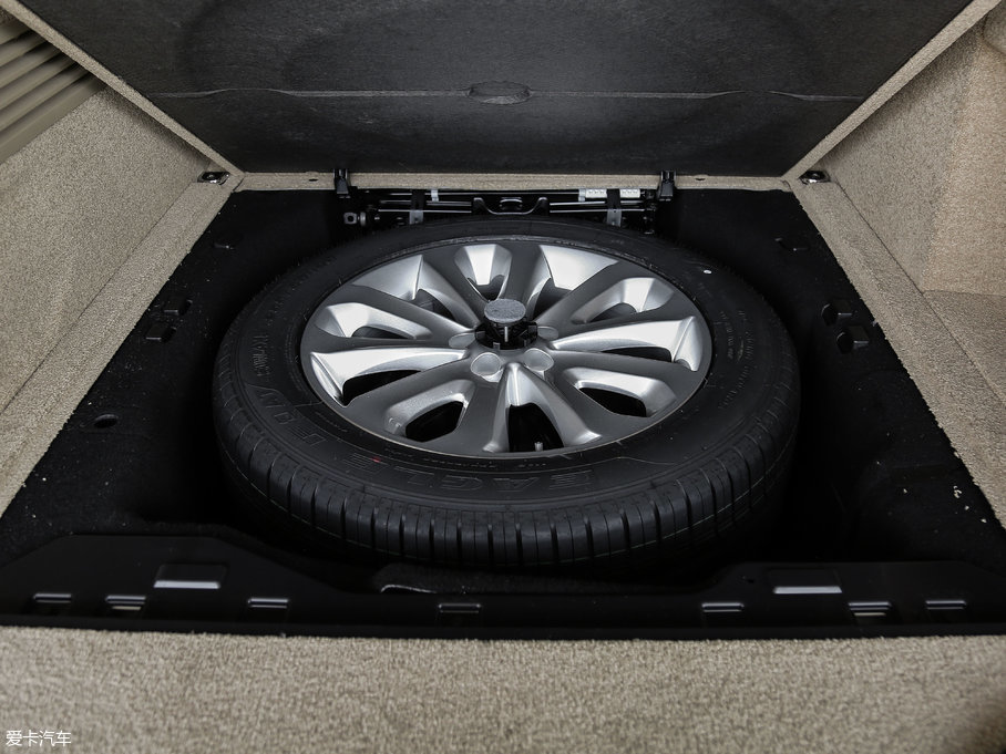 2017 3.0 V6 Vogue L