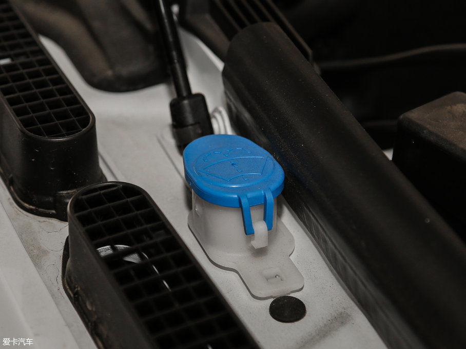 2017 3.0 V6 Vogue L