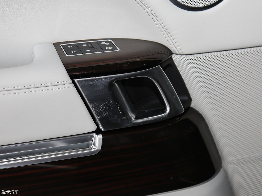 2017 3.0 V6 焓(chung)L