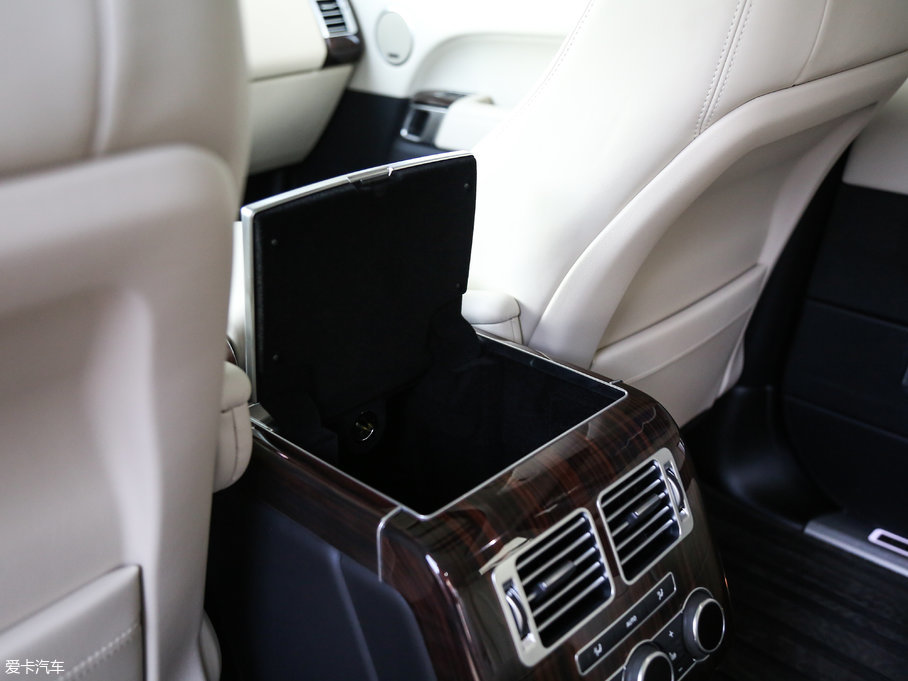 2017 3.0 V6 Vogue L