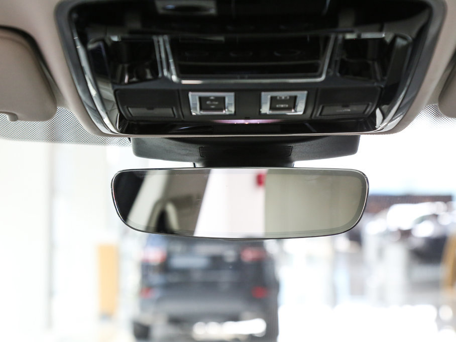 2017 3.0 V6 Vogue L