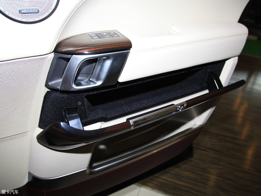 2017 5.0 V8 p儓(chung)L