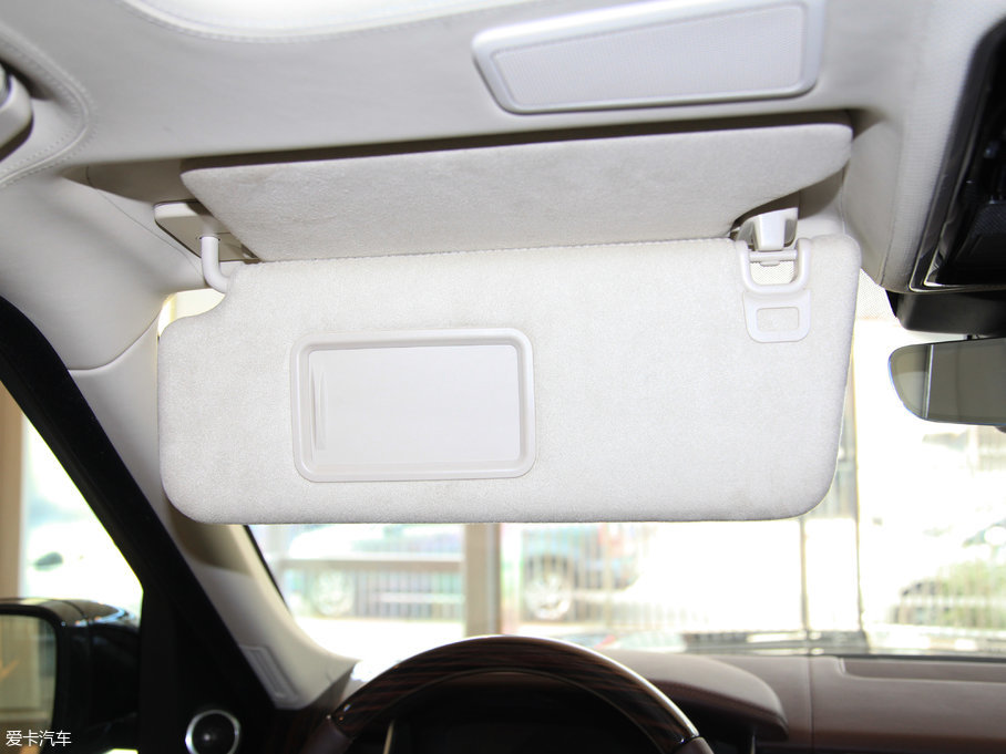 2017 5.0 V8 p儓(chung)L