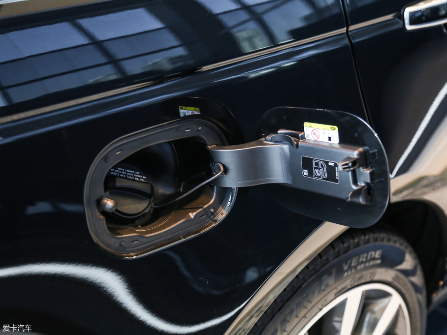 2017 5.0 V8 焓(chung)L