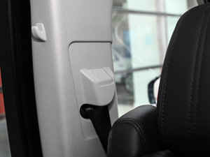 20173.0 V6 Vogue ˜S g