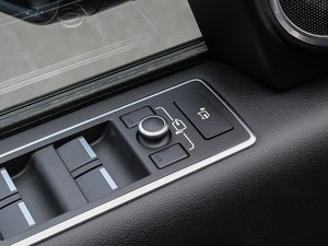 20173.0 V6 Vogue ˜S g