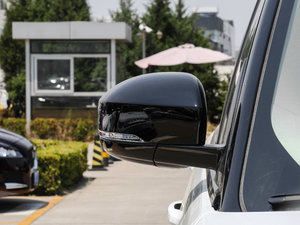 20173.0 V6 Vogue L ^