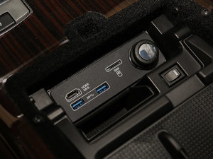 20173.0 V6 Vogue L g