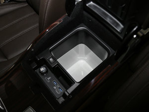 20173.0 V6 Vogue L g