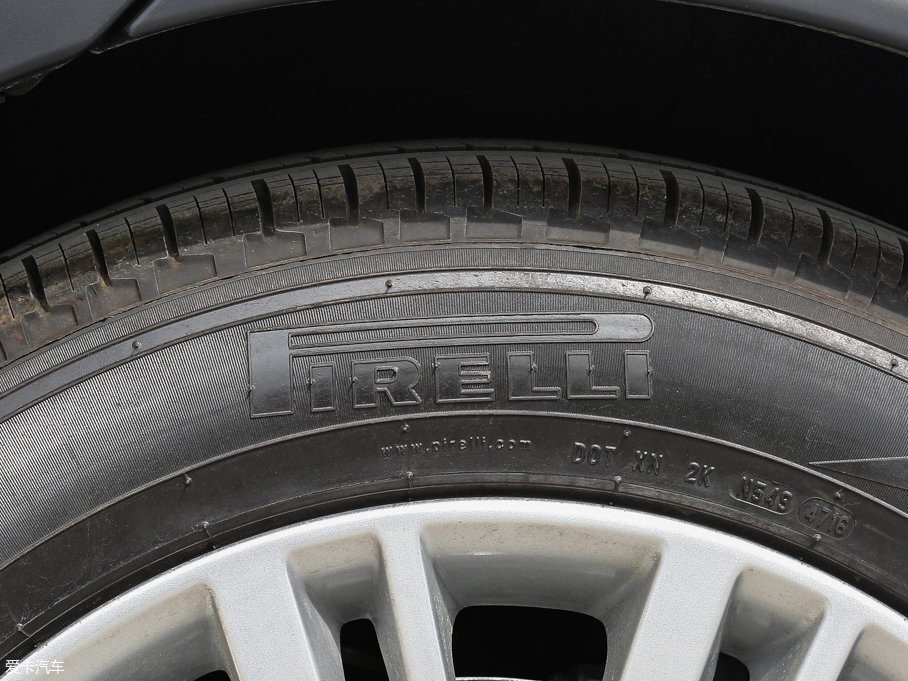 2017l(f)F(xin) 3.0 V6 HSE